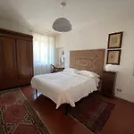 Casa Del Canta *