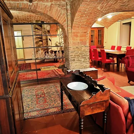 Casa Del Canta *