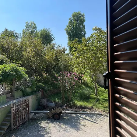 Holiday home Casa Del Canta Borgomale